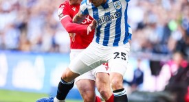 阿莫林的3-4-3战术困局：萨维奇的深度剖析与曼联未来的出路